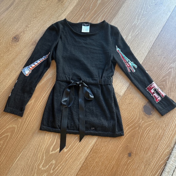 Chanel sweater with French motif
